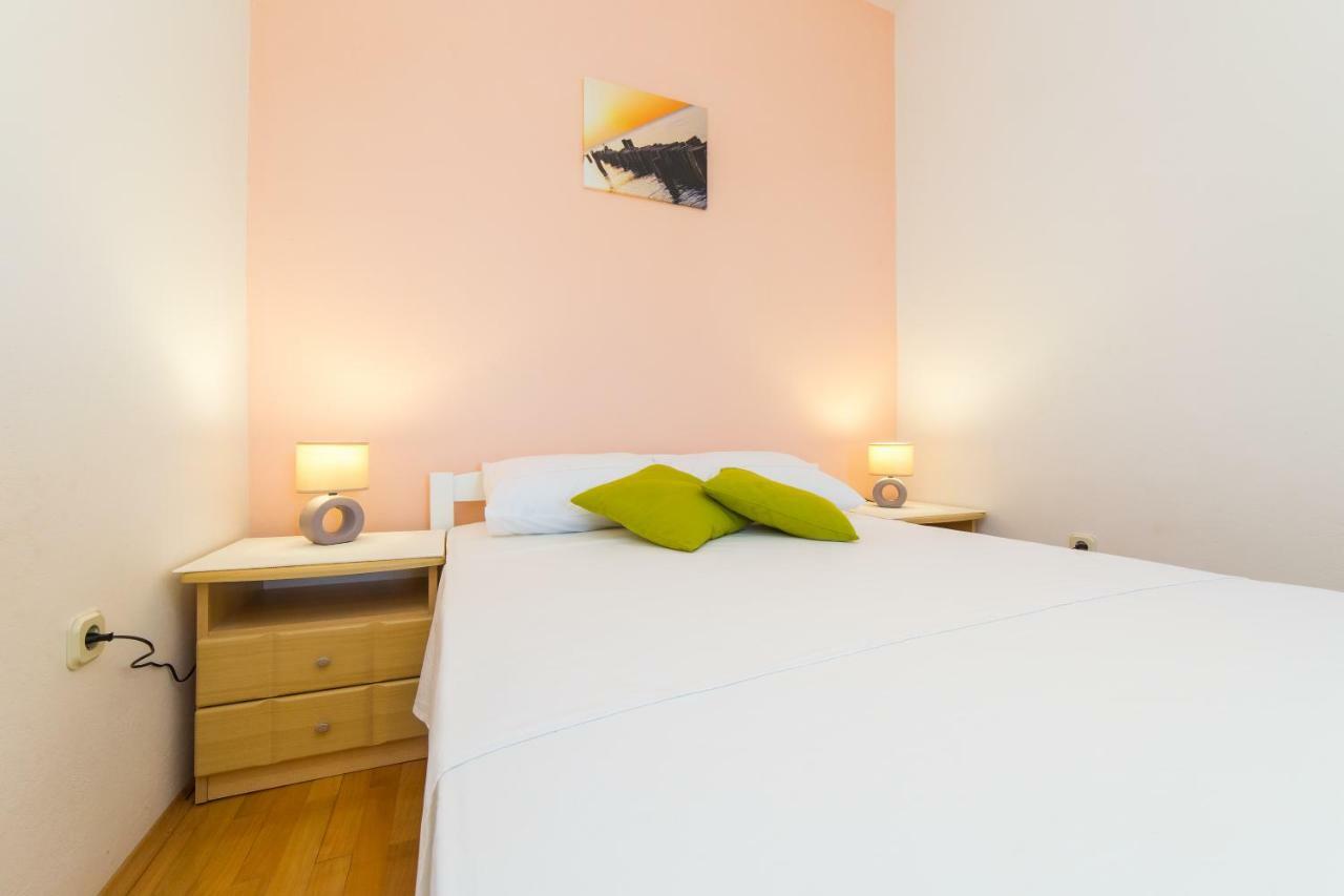 Guest House Pelja Plano Ngoại thất bức ảnh