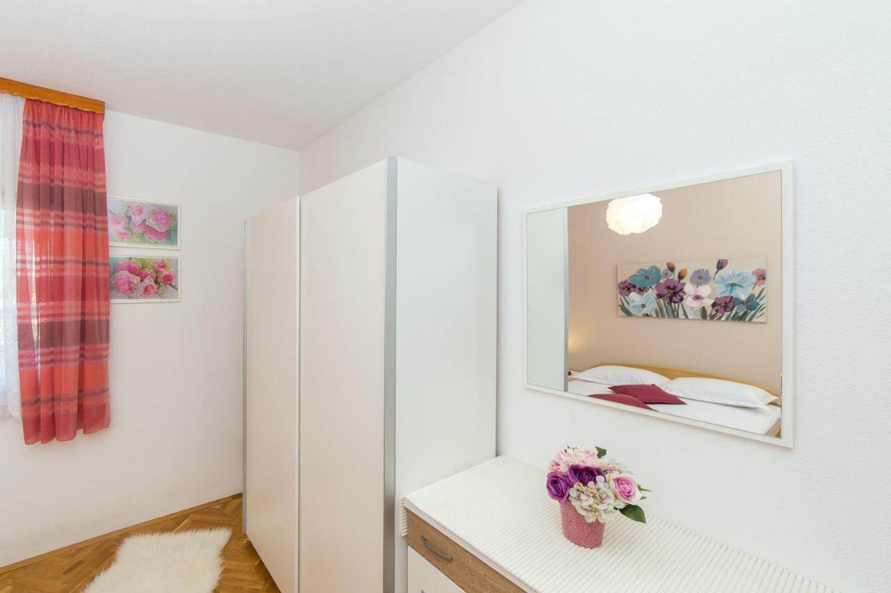 Guest House Pelja Plano Ngoại thất bức ảnh