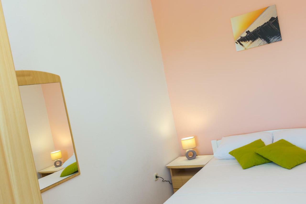 Guest House Pelja Plano Ngoại thất bức ảnh