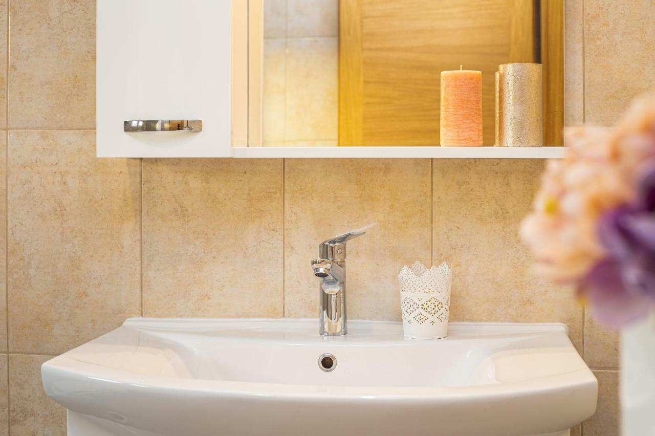 Guest House Pelja Plano Ngoại thất bức ảnh