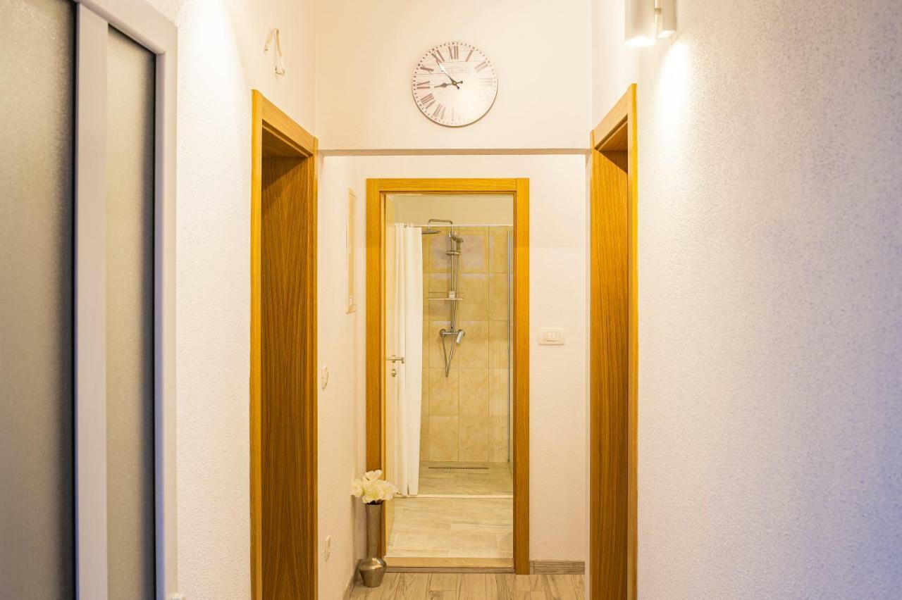 Guest House Pelja Plano Ngoại thất bức ảnh