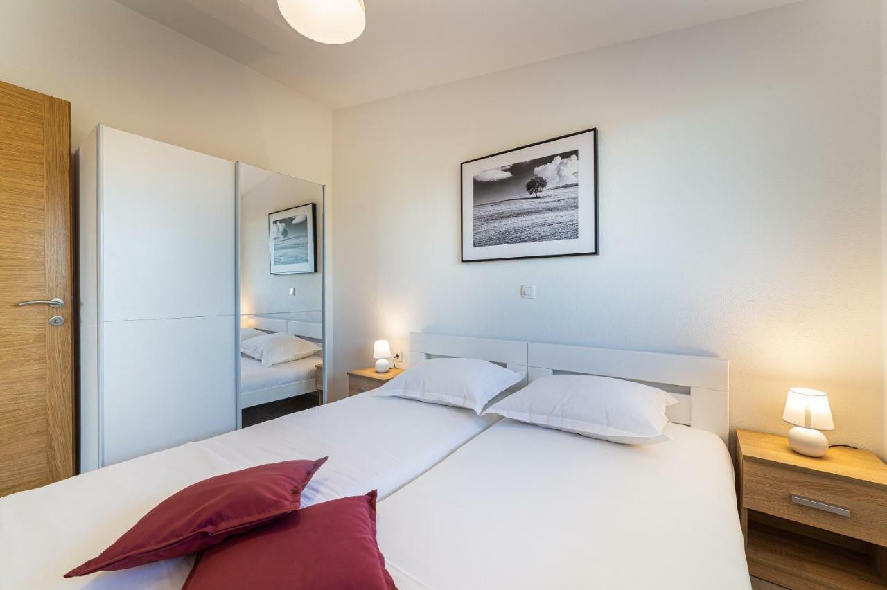 Guest House Pelja Plano Ngoại thất bức ảnh