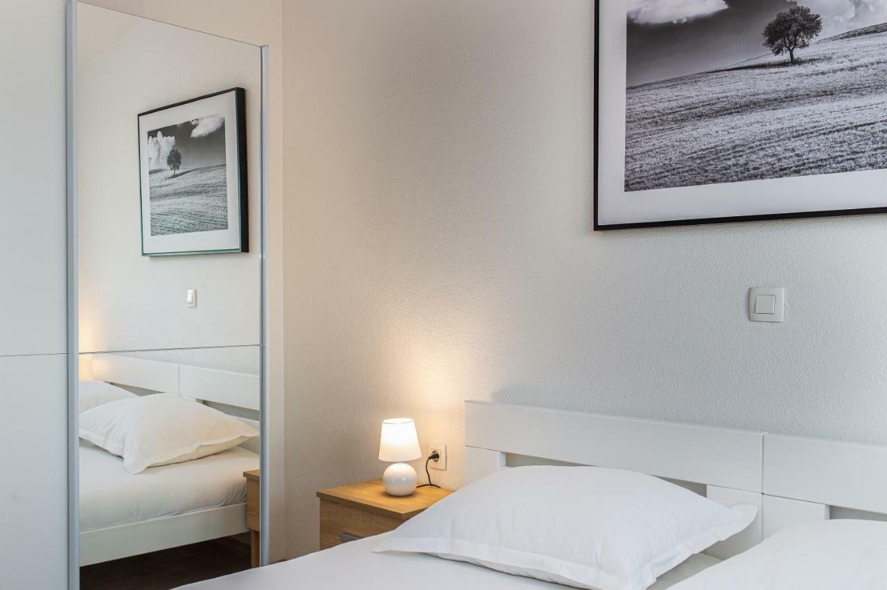 Guest House Pelja Plano Ngoại thất bức ảnh